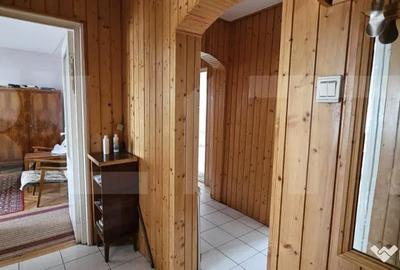 Apartament cu 4 camere decomandat în Simeria - 6