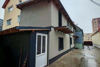 Apartament cu 4 camere decomandat în Central - 5