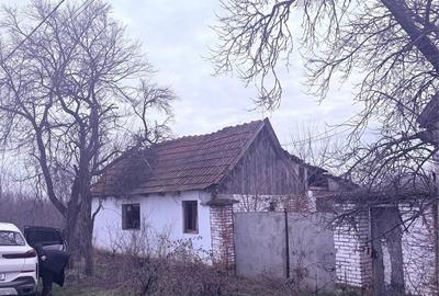 Casă cu 4 camere cu Teren 1388 Mp în Răpsig - 2