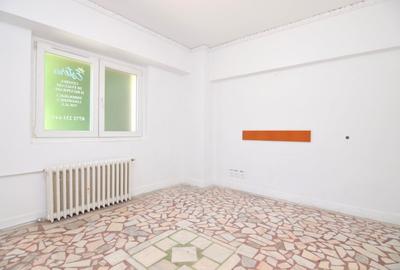 Apartament cu 3 camere decomandat în Calea Călărașilor - 20
