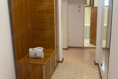 Proprietar , Inchiriez 2 camere B-dul Chisinau - stradal 5 minute Mega Mall - 8