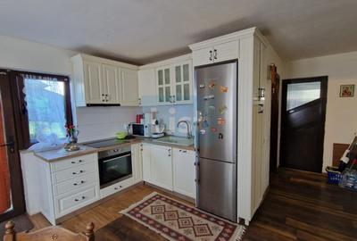 Casă cu 4 camere cu Canalizare în Săsar - 5