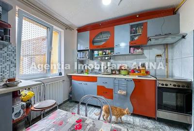 Apartament cu 3 camere decomandat în Progresul - 18