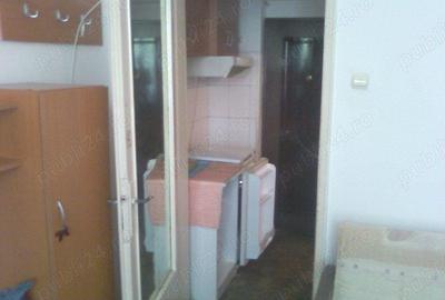 Garsonieră decomandată în Giurgiului - 6