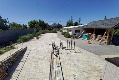 Casă cu 4 camere cu Teren 1000 Mp în Central - 2