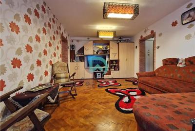 Apartament 3 camere, Tractorul - 2