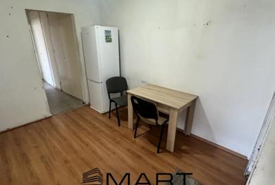 Apartament cu 4 camere decomandat, mobilat în Vasile Aaron - 8