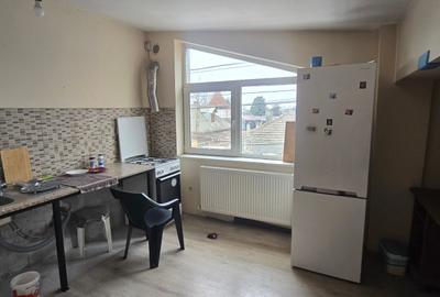 Spațiu comercial, de 240 mp, în - 12