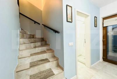 Casă cu 4 camere cu Canalizare în Cristian - 6