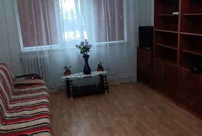 Apartament cu 3 camere decomandat în Faleza Nord - 1