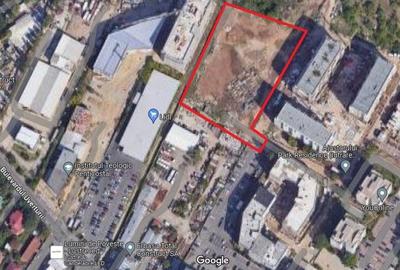 Militari, str. Stupca 37-47, apa si canalizare trase, inconjurat de blocuri P+10 - 2