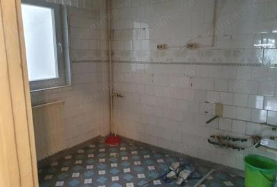 Vanzare-3 camere-4 din 10-decomandat-Dr Taberei-V Ialomitei-bl 78-liber-2 gr sanitare-AC-110000E - 15