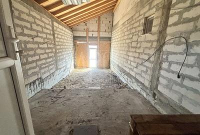 Casă individuală cu 3 camere cu Canalizare în Câmpenești - 8