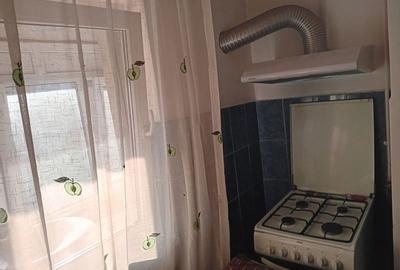 Garsonieră decomandată în Central - 2