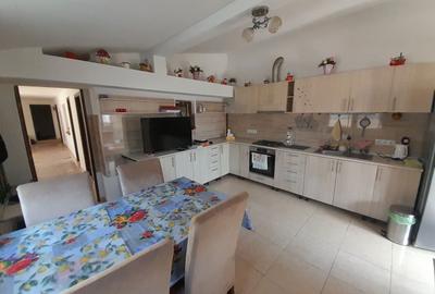 Casă cu 3 camere în Freidorf - 1