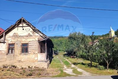 EXCLUSIVITATE! Casa veche si teren 30 ari, centru Mirsid - Comision 0% - 2