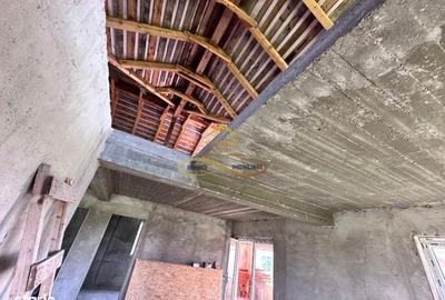 Casă cu 3 camere în Siretu - 18