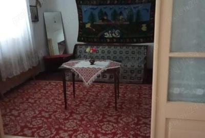 Casă cu 6 camere cu Teren 1900 Mp în Ciorăști - 2