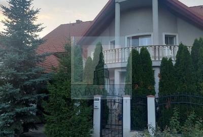 Casa de va?nzare i?n Sa?npetru - 2