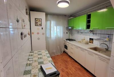 APARTAMENT 4 CAMERE-SALAJ-CALEA FERENTARI-BLOC REABILITAT-2 BAI - 4