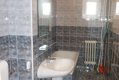 Proaspat zugravita, 40mp, et. 4/8, baie cu geam, complet mobilata si utilata - 12