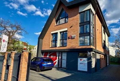 Spațiu comercial, de 250 mp, în Central