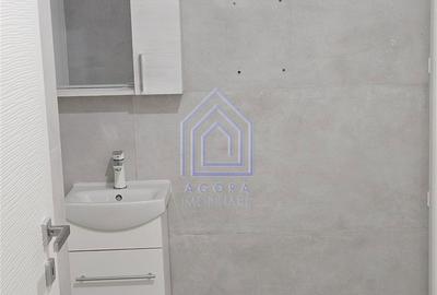 Spațiu comercial, de 250 mp, în Central - 14