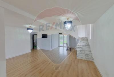 Casa cu 5 camere de vanzare, str. Bobalna, Sighetu Marmatiei Casa cu 5 camere de vanzare, str. Bobalna, Sighetu Marmatiei - 2