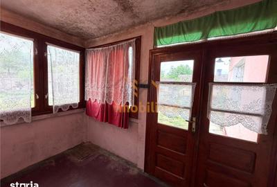 Casă cu 3 camere cu Teren 975 Mp în Tileagd - 9