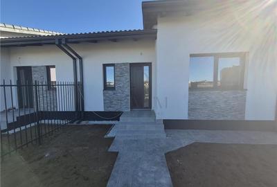 Duplex pe plan - personalizare interioara - teren 375 mp Duplex pe plan - personalizare interioara - teren 375 mp - 1