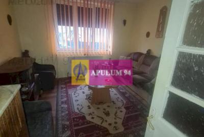 Apartament cu 3 camere semidecomandat în Câmpina - 12