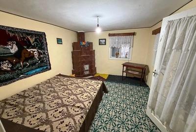 Casă cu 4 camere cu Teren 3100 Mp în Câmpuri - 5