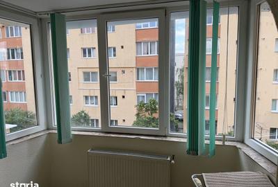 Apartament cu 3 camere decomandat în Astra - 4