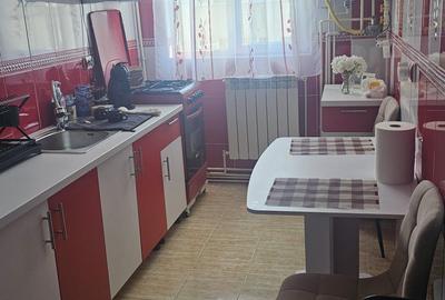 Apartament cu 2 camere semidecomandat în Central - 3