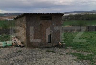 Casă cu 2 camere cu Teren 6500 Mp în Central - 2