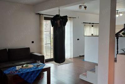 Casă cu 3 camere în Central - 9