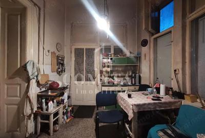 Apartament de vanzare | Cladire istorica | zona str. Republicii - 2