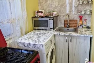 Casă individuală cu 4 camere cu Canalizare în Iris - 3