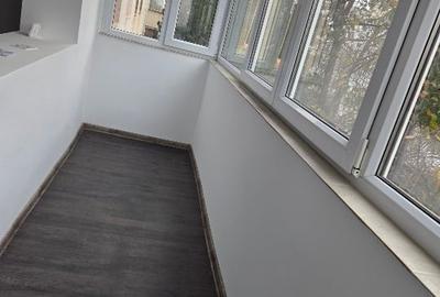 De vanzare apartament 3 camere - 6