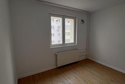 Apartament cu 3 camere decomandat în Dristor - 2