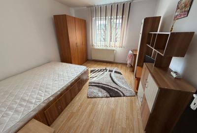 Garsonieră decomandată în Vasile Aaron - 3