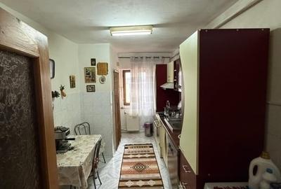 Apartament cu 4 camere decomandat în Păcurari - 4