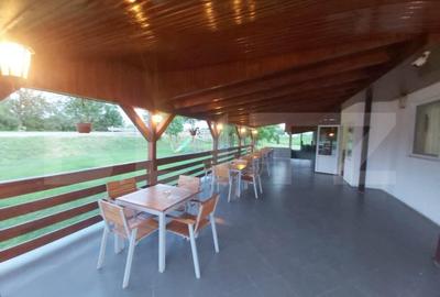 Spațiu comercial, de 550 mp, în Central - 9