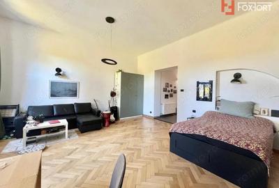 Apartament cu o camera la etajul 1 de vanzare, zona Piata Maria - 1