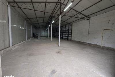 Spațiu comercial, de 215 mp, în Central - 3