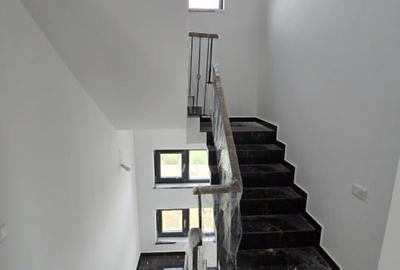 Duplex P+1+M, in zona București - Magurele, Cartierul Florilor, str. Malinului - 5