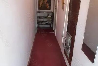 Casă cu 6 camere în Tecuci