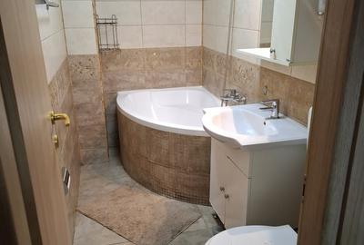 Apartament cu 3 camere decomandat în Sebastian - 7