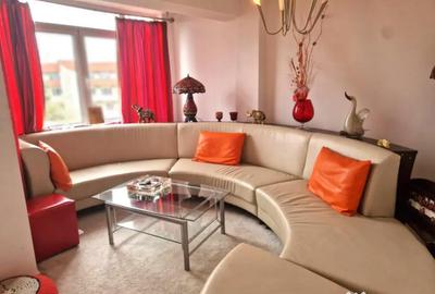 Apartament cu 4 camere decomandat în Central - 13