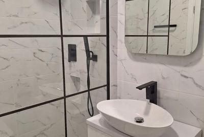 Garsonieră decomandată în Central - 8